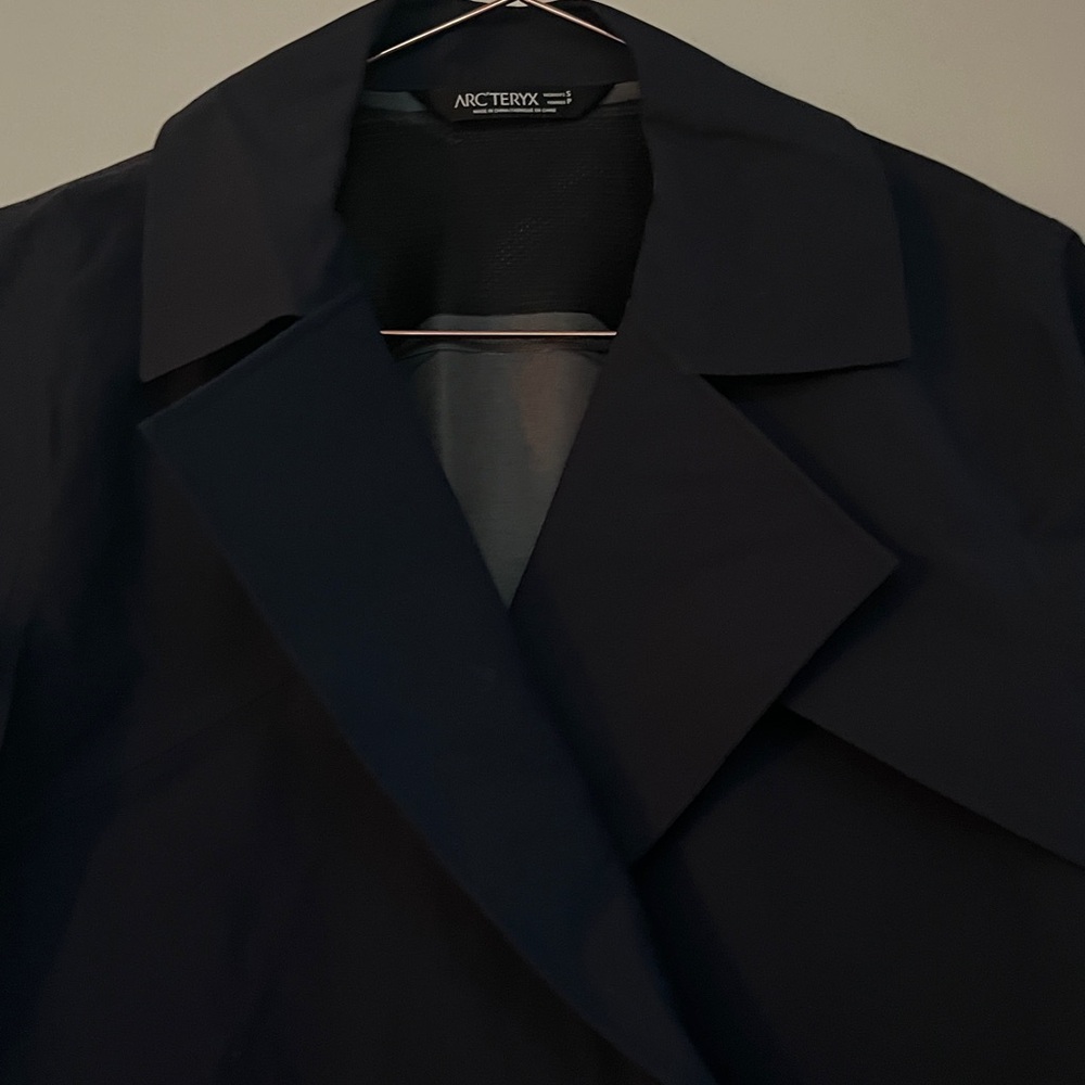 Arc'Teryx Nila GoreTex Jacket - Picture 3 of 12